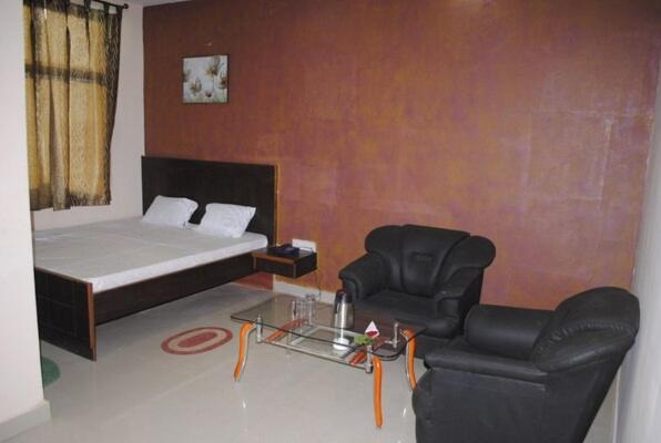 Hotel Surya Jumri Tilaiya Exterior photo