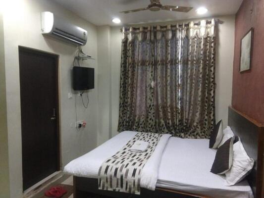 Hotel Surya Jumri Tilaiya Exterior photo
